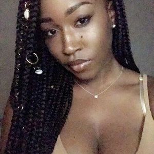 Meet your Posher, Destiny